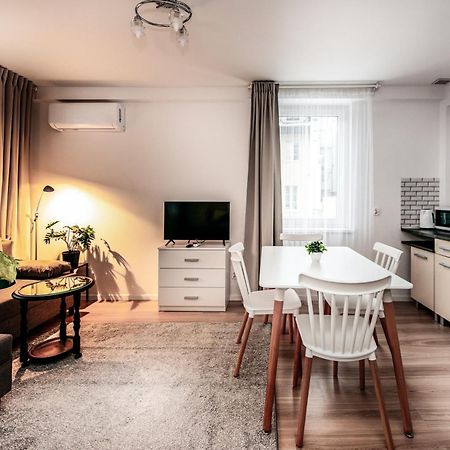 Fully-Furnished Apartment With Air Conditioning For Families, Cracow Old Town クラクフ エクステリア 写真
