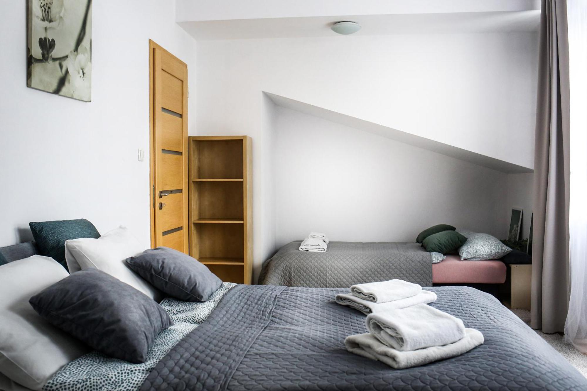 Fully-Furnished Apartment With Air Conditioning For Families, Cracow Old Town クラクフ エクステリア 写真