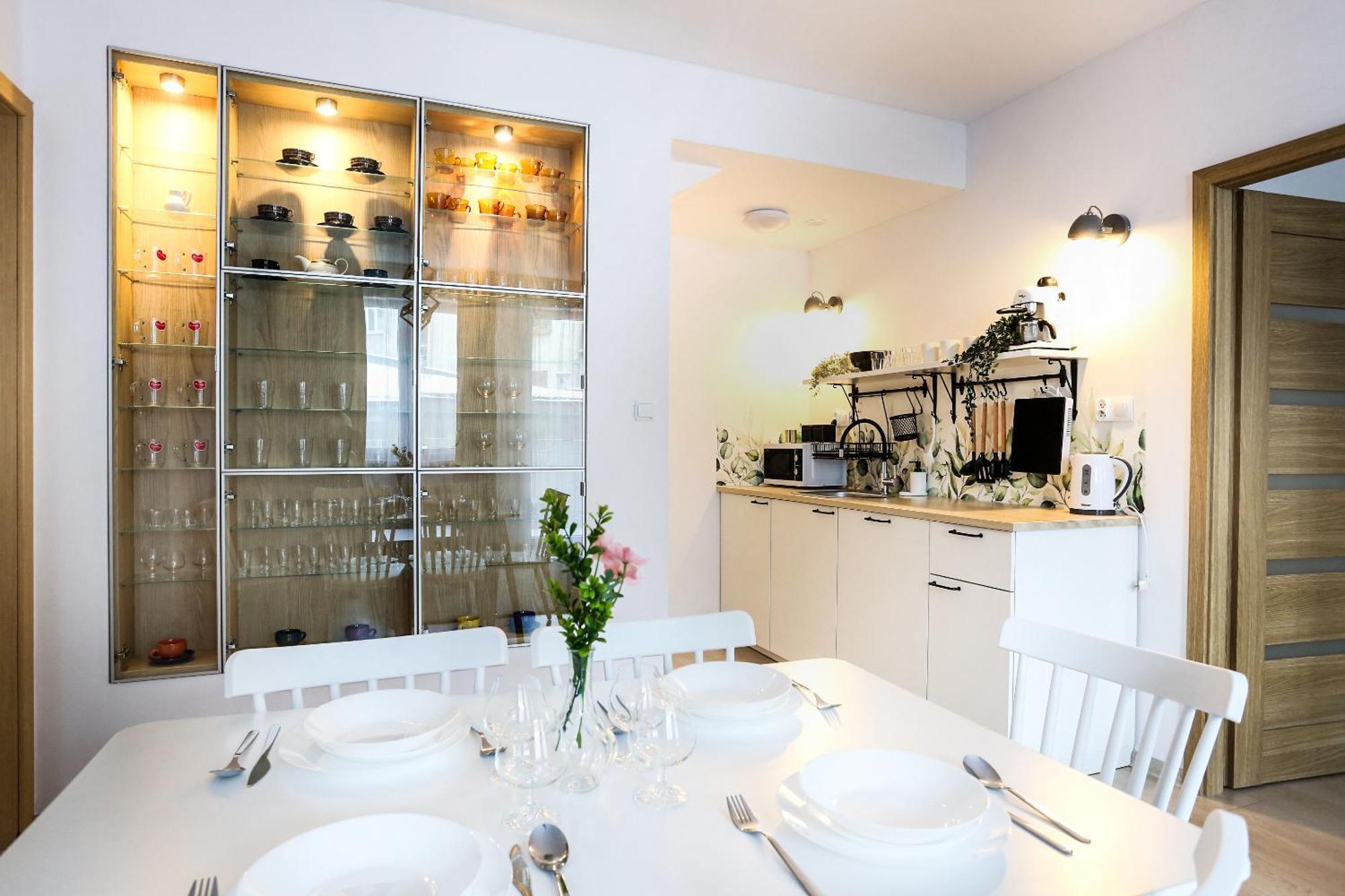 Fully-Furnished Apartment With Air Conditioning For Families, Cracow Old Town クラクフ エクステリア 写真