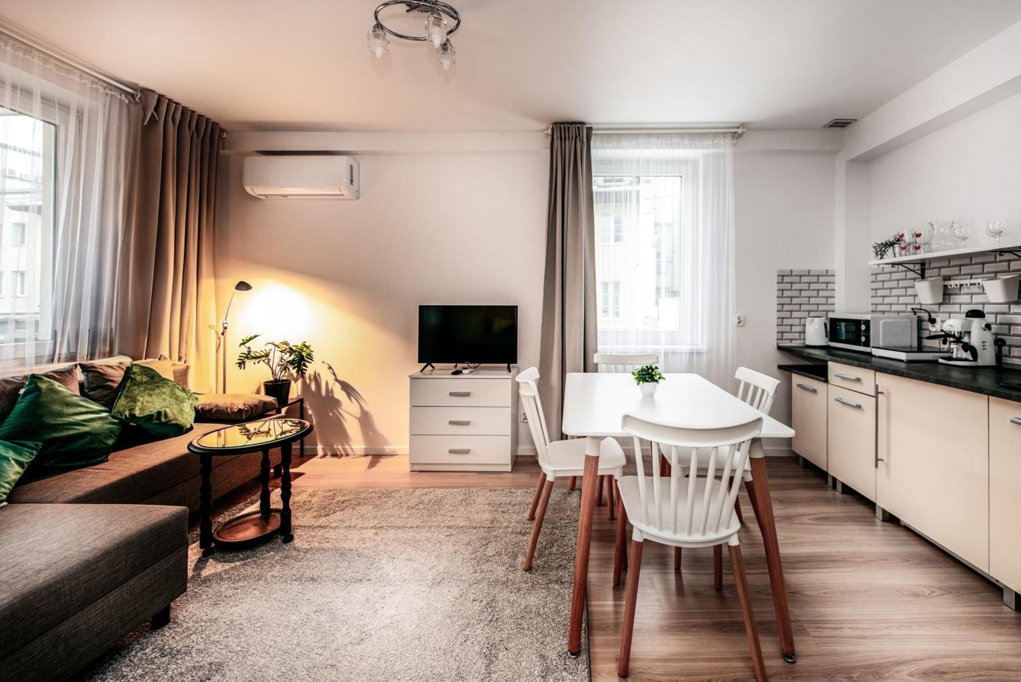 Fully-Furnished Apartment With Air Conditioning For Families, Cracow Old Town クラクフ エクステリア 写真