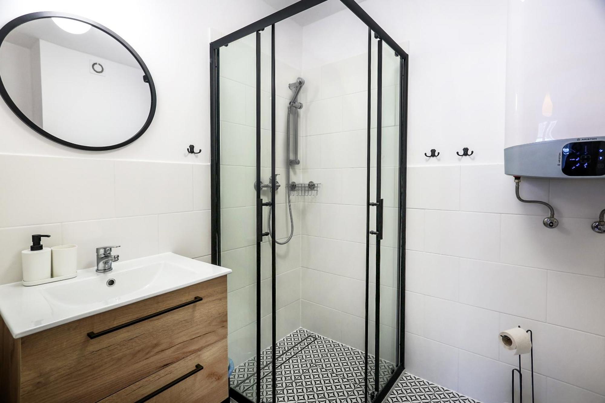 Fully-Furnished Apartment With Air Conditioning For Families, Cracow Old Town クラクフ エクステリア 写真