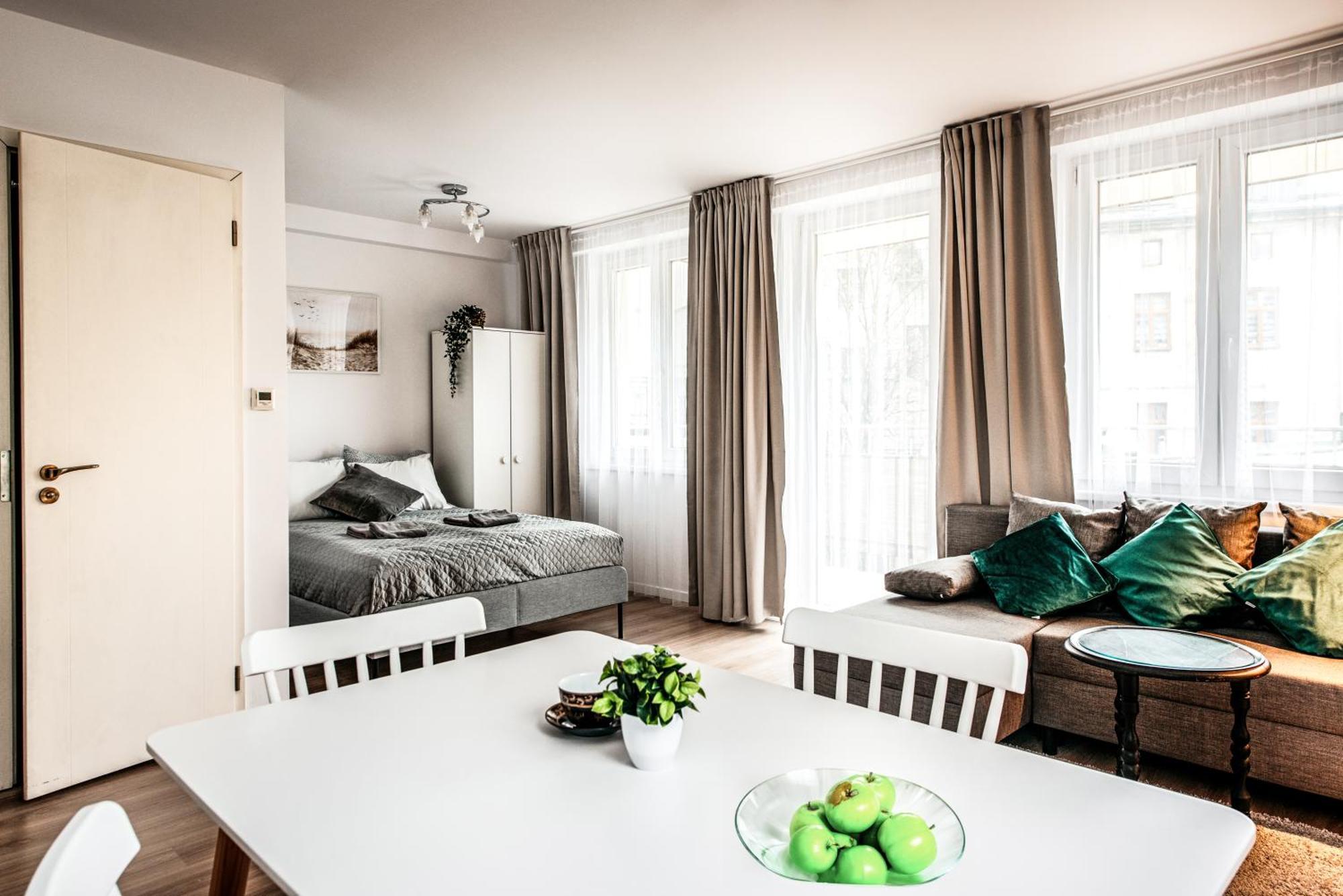 Fully-Furnished Apartment With Air Conditioning For Families, Cracow Old Town クラクフ エクステリア 写真